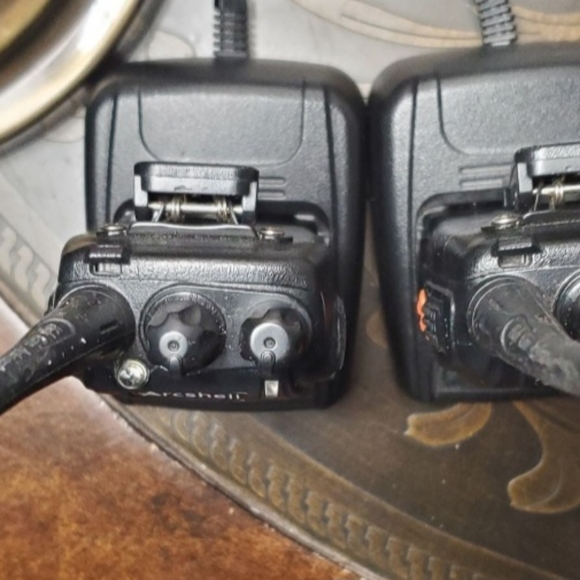 Walkie Talkie by Arcshell in VGC - Picture 4 of 4